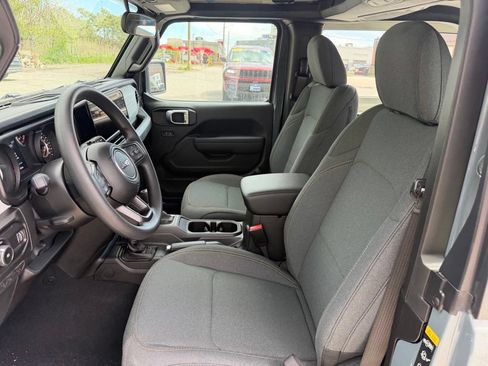 New 2026 Jeep Wrangler Sport AWD/4WD image 18
