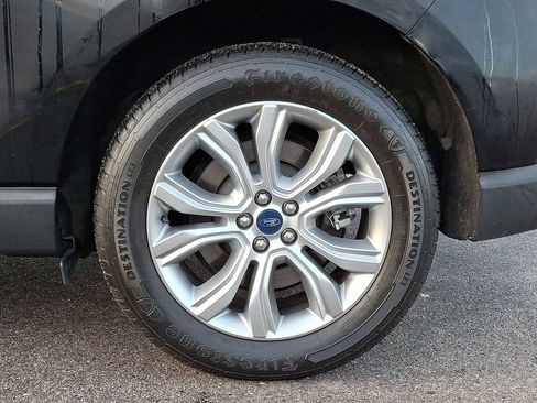 Used 2022 Ford Edge Titanium image 37