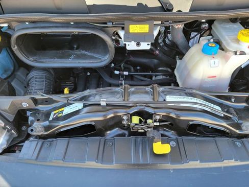Used 2025 RAM ProMaster 2500 w/ Convenience Group FWD image 28