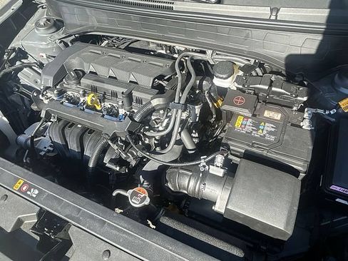 Certified 2026 Hyundai Venue SEL FWD image 38