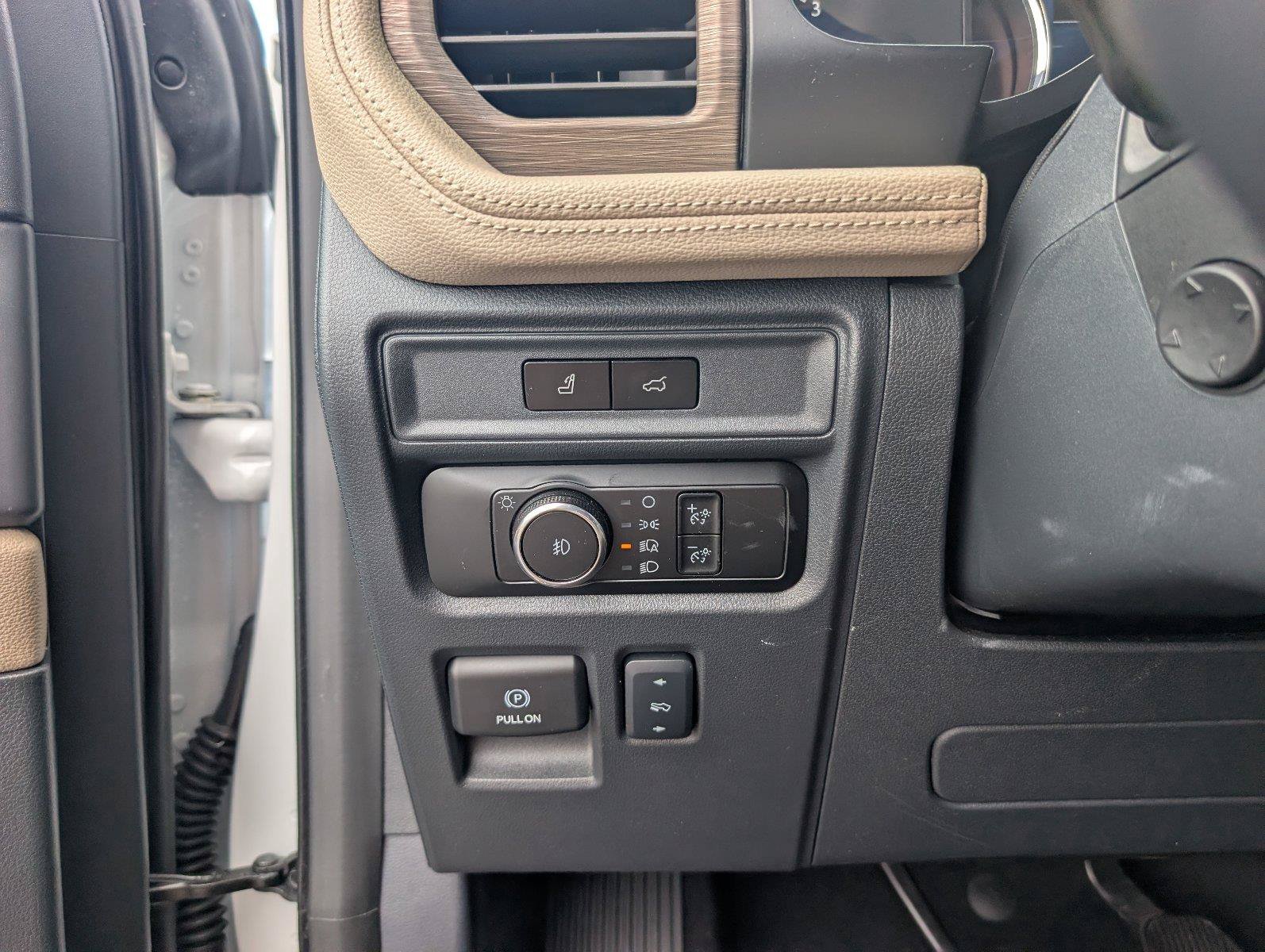 Used 2024 Ford Expedition Max Limited AWD/4WD image 28