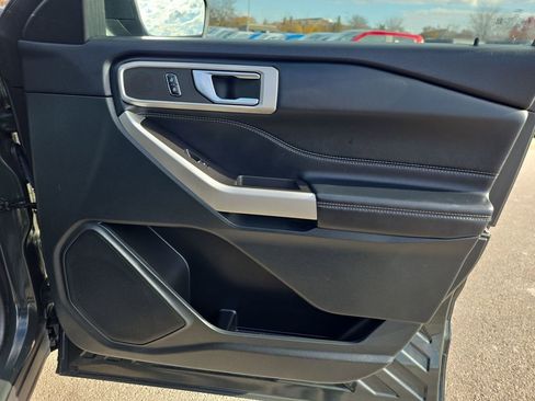 Used 2023 Ford Explorer XLT w/ Equipment Group 202A image 13