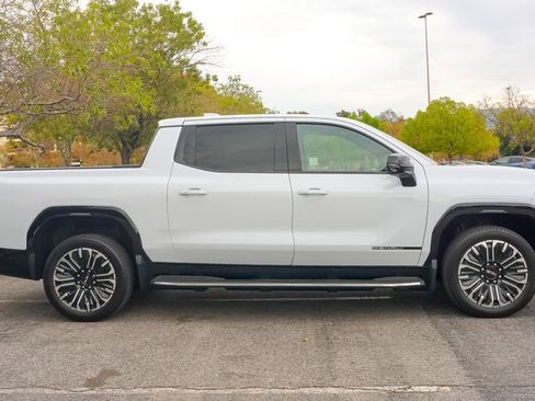 New 2026 GMC Sierra EV Denali AWD/4WD image 7