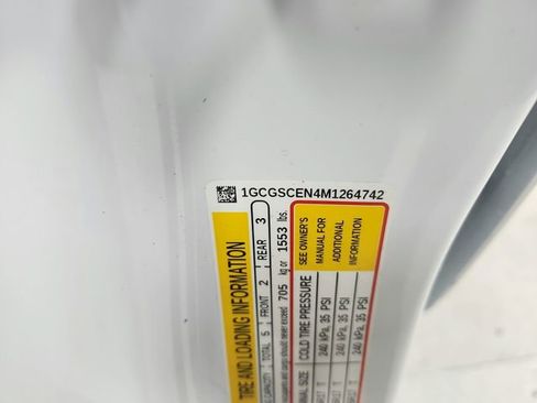 Used 2021 Chevrolet Colorado LT RWD image 11