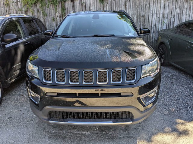 Used 2018 Jeep Compass Limited AWD/4WD image 3