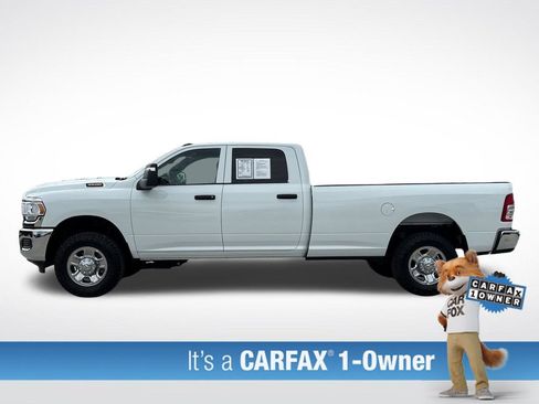 Used 2024 RAM 3500 Tradesman w/ Chrome Appearance Group AWD/4WD image 3