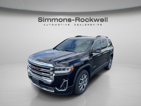 Used 2023 GMC Acadia SLT image 1