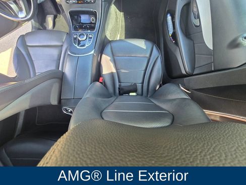 Used 2019 Mercedes-Benz GLC 300 4MATIC image 16