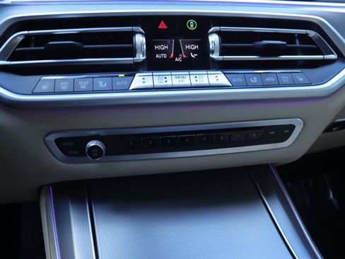 Used 2022 BMW X5 sDrive40i w/ Premium Package image 37