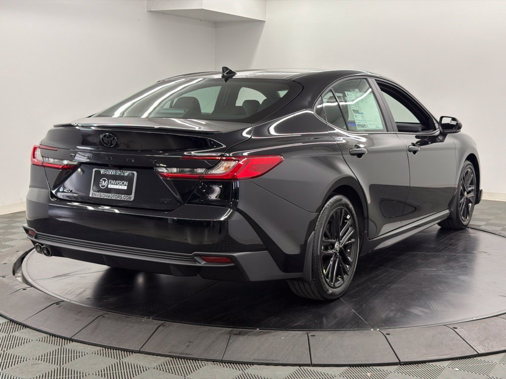 New 2026 Toyota Camry SE FWD image 9