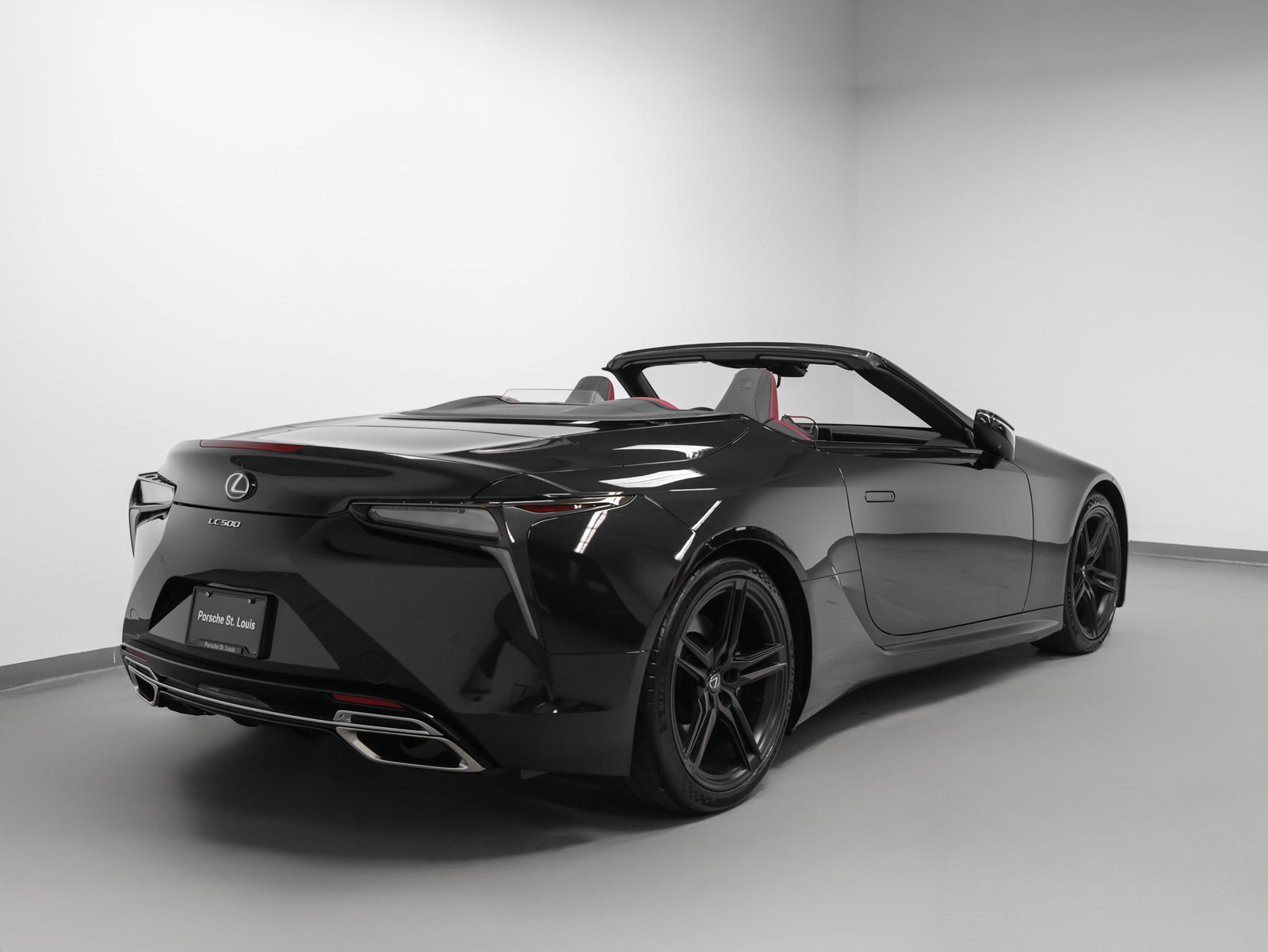 Used 2024 Lexus LC 500 Convertible RWD image 12