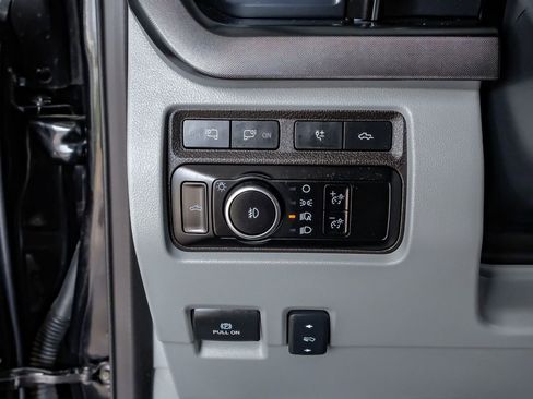 Used 2024 Ford F350 Limited w/ FX4 Off-Road Package image 30