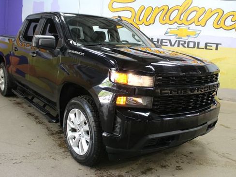 Used 2021 Chevrolet Silverado 1500 Custom AWD/4WD image 4