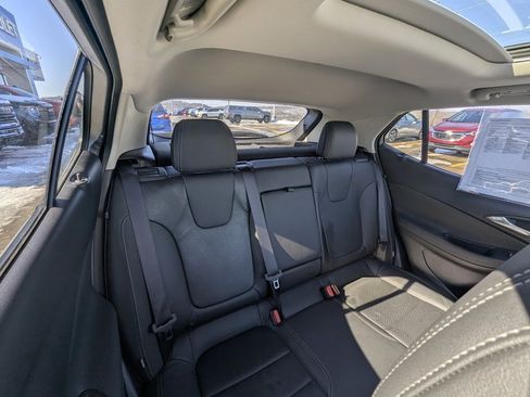 Used 2023 Buick Encore GX Essence w/ Experience Buick Package image 20