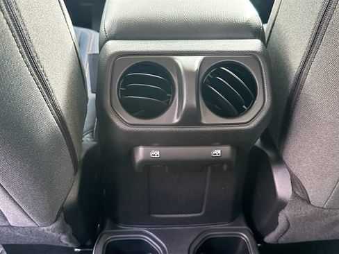New 2026 Jeep Gladiator Sport AWD/4WD image 26