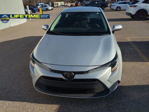 Used 2024 Toyota Corolla LE image 2