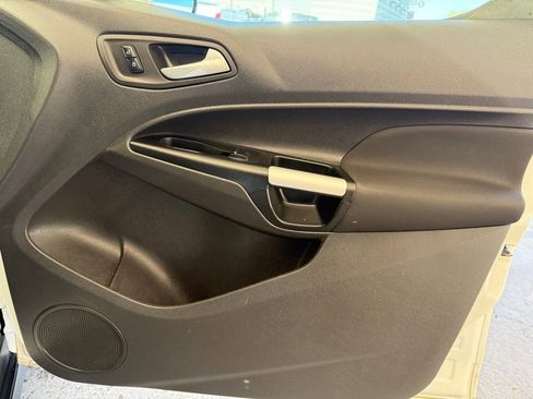 Used 2018 Ford Transit Connect XLT image 13