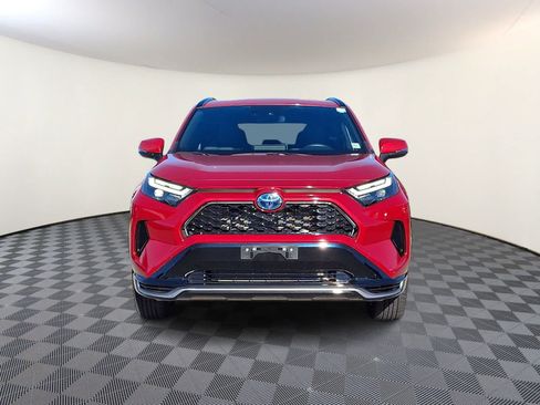 Used 2023 Toyota RAV4 SE w/ Weather & Moonroof Package AWD/4WD image 3