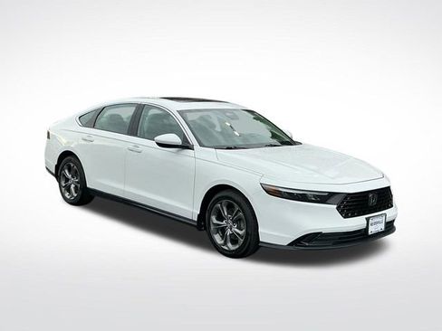 Used 2024 Honda Accord EX image 9