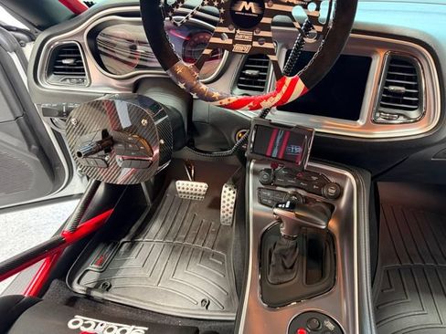 Used 2019 Dodge Challenger SRT Hellcat Redeye RWD image 29