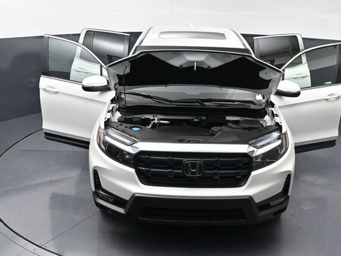 Certified 2025 Honda Ridgeline RTL image 60