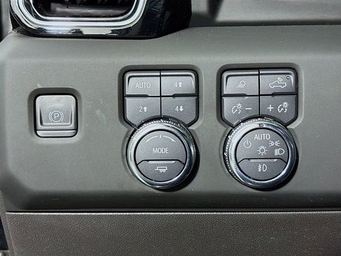 Used 2023 GMC Sierra 1500 Denali w/ Denali Reserve Package image 11