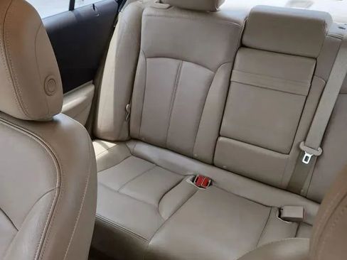 Used 2013 Buick LaCrosse Leather w/ Entertainment Package image 6