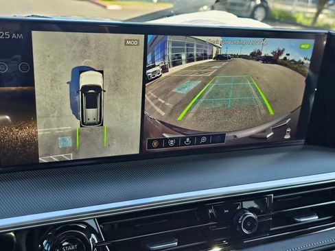 New 2025 INFINITI QX80 Pure image 27