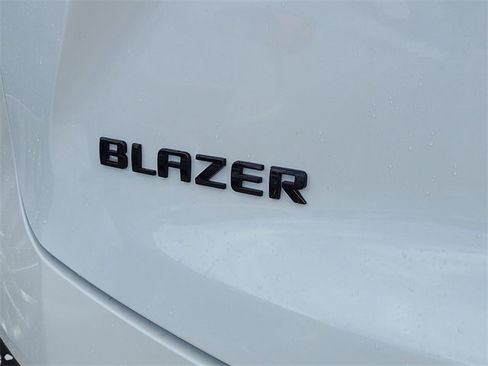 New 2025 Chevrolet Blazer LT w/ Midnight/Sport Edition image 6