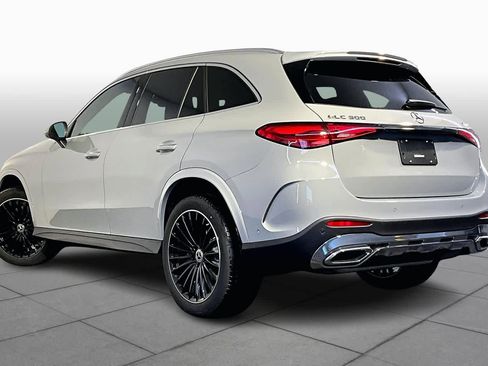 New 2026 Mercedes-Benz GLC 300 4MATIC image 3