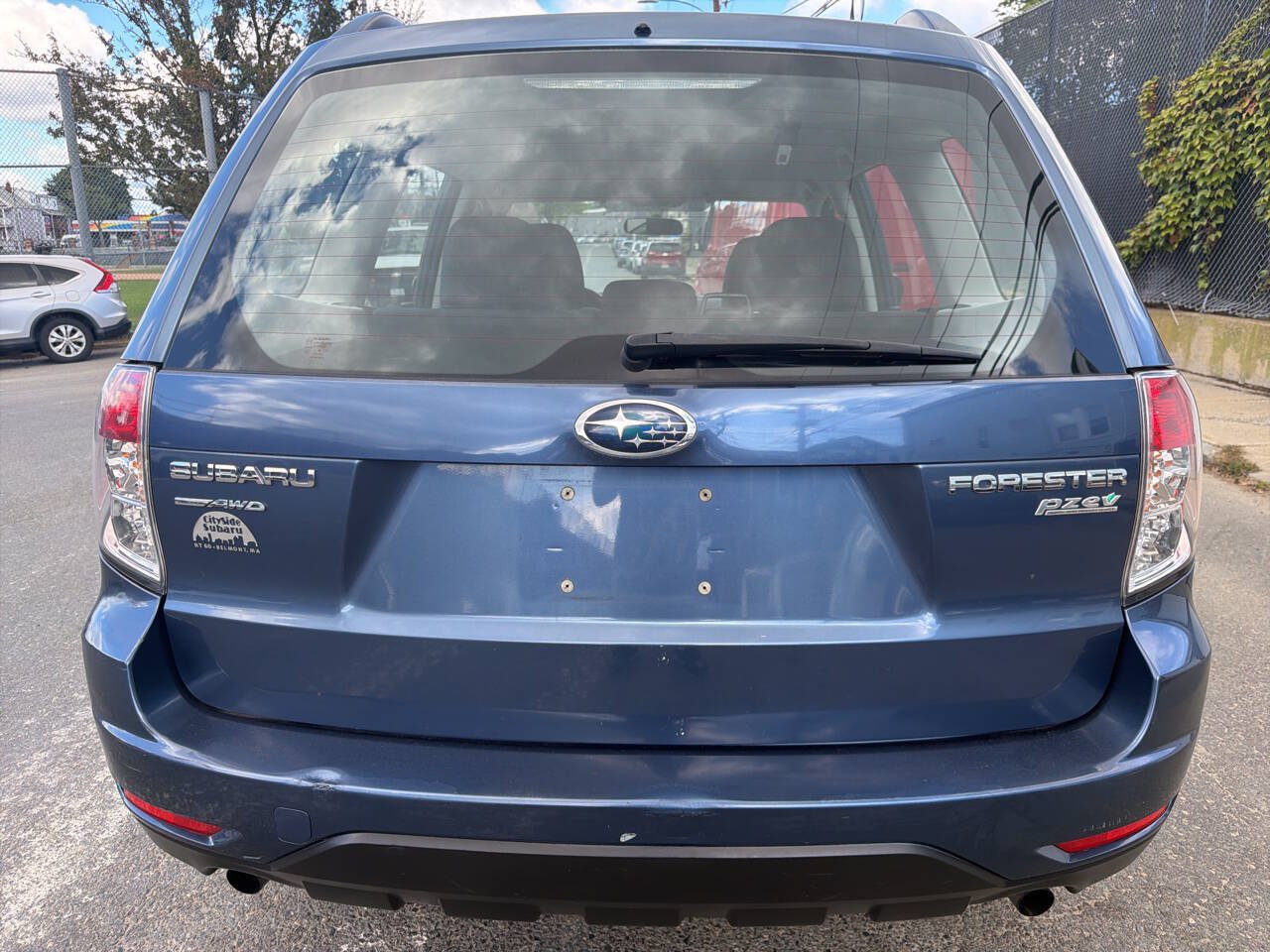 Used 2012 Subaru Forester 2.5X AWD/4WD image 5