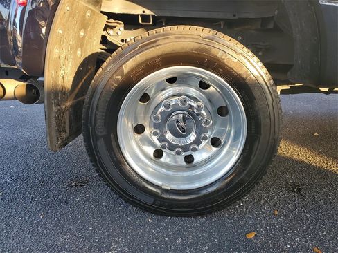 Used 2022 Ford F450 XLT w/ XLT Value Package image 7