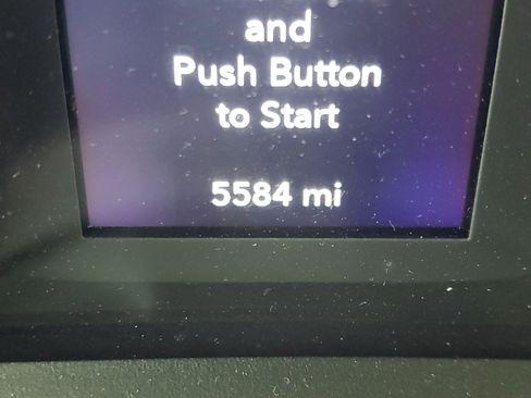 Used 2025 Jeep Wrangler Sport image 19