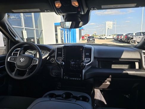 Used 2025 RAM 2500 Big Horn image 13