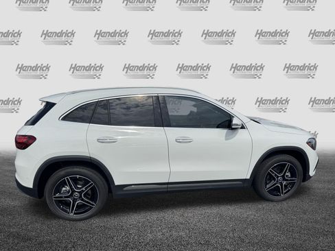 Used 2026 Mercedes-Benz GLA 250 4MATIC image 11