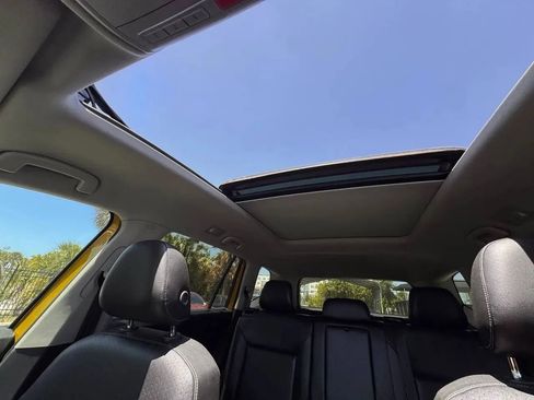 Used 2018 Volkswagen Atlas SEL FWD image 16