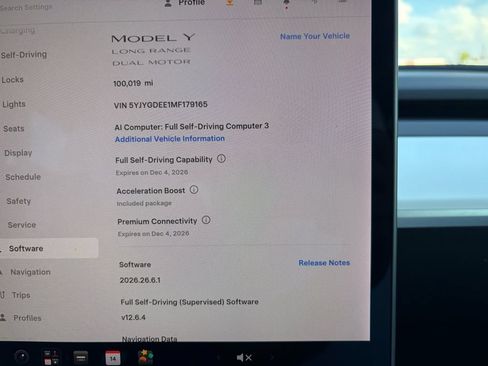 Used 2021 Tesla Model Y Long Range AWD/4WD image 12