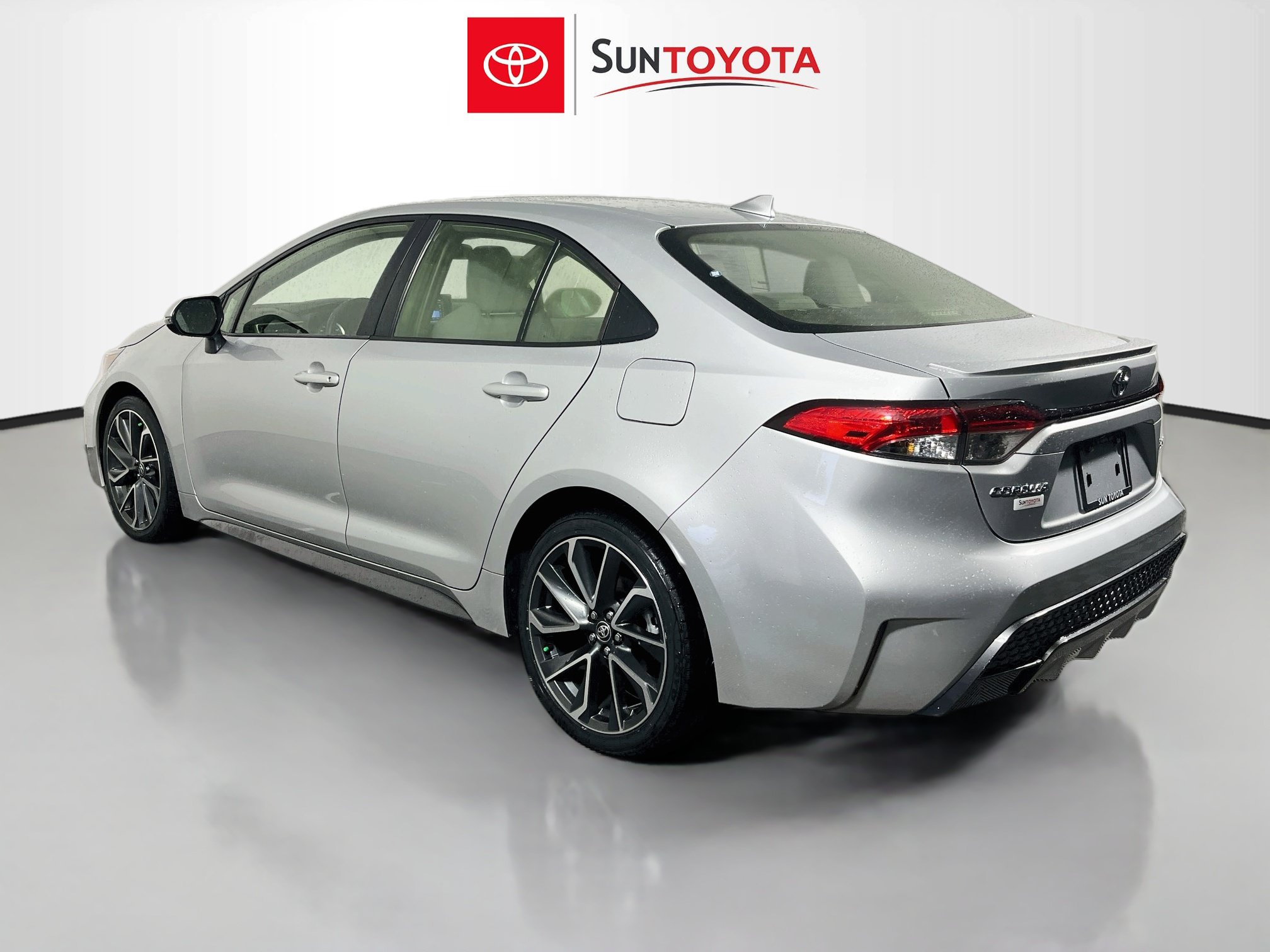 Used 2021 Toyota Corolla SE FWD image 6