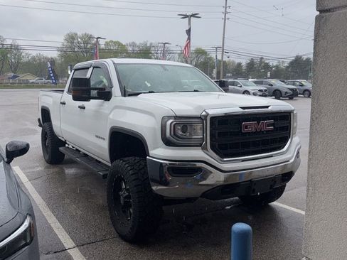 Used 2018 GMC Sierra 1500 4x4 Crew Cab w/ Sierra Appearance Package image 1