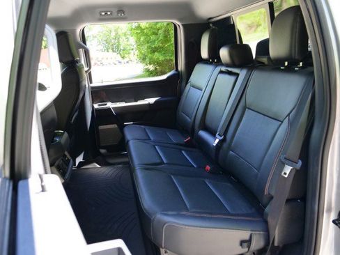 Used 2024 Ford F250 Lariat w/ Sport Appearance Package AWD/4WD image 30