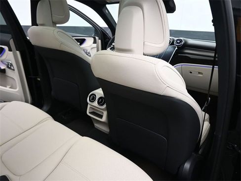 New 2026 Mercedes-Benz GLC 300 GLC 300 image 25