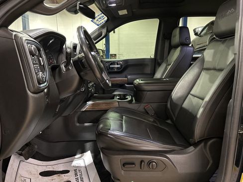 Used 2019 Chevrolet Silverado 1500 High Country w/ High Country Premium Package image 20