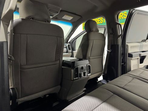 Used 2019 Ford F250 XLT w/ XLT Premium Package image 17