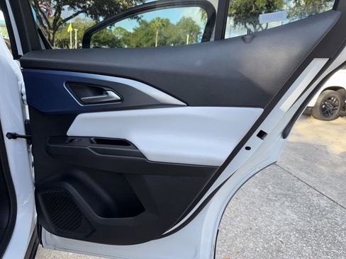 Used 2025 Chevrolet Equinox EV LT image 22