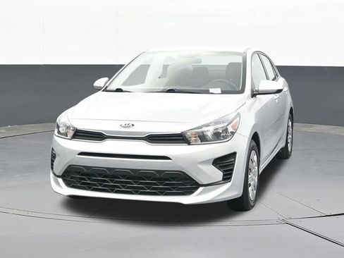 Used 2021 Kia Rio LX image 2