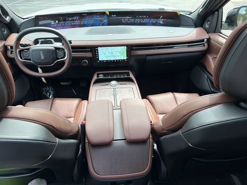 New 2027 Lincoln Navigator Reserve AWD/4WD image 28