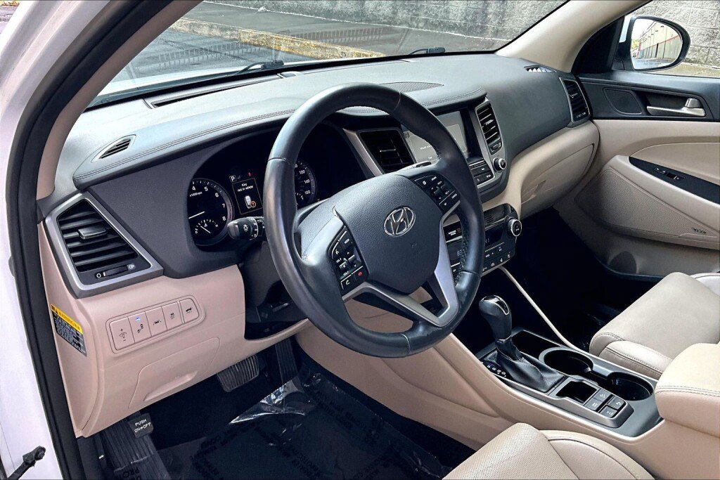 Used 2018 Hyundai Tucson Limited w/ Ultimate Package 02 AWD/4WD image 10