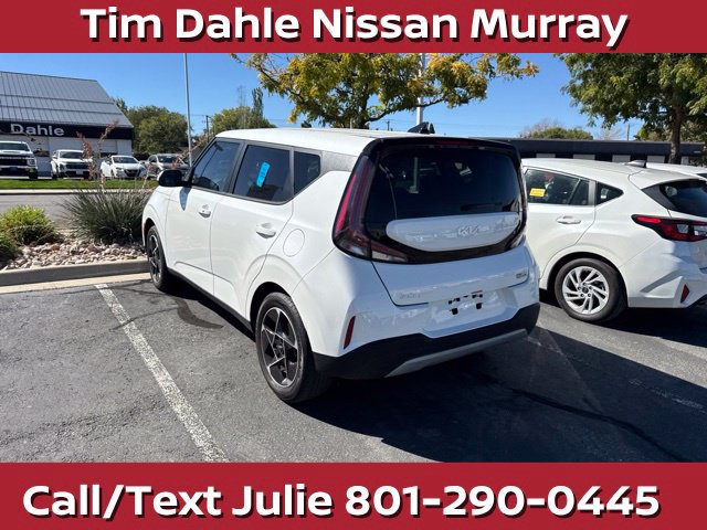 Used 2025 Kia Soul EX FWD image 11