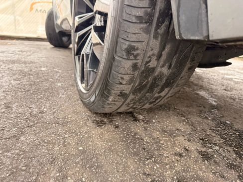 Used 2021 Volkswagen Tiguan SE R-Line image 45