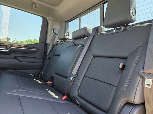 Used 2025 GMC Sierra 1500 Elevation w/ Elevation Premium Package AWD/4WD image 14
